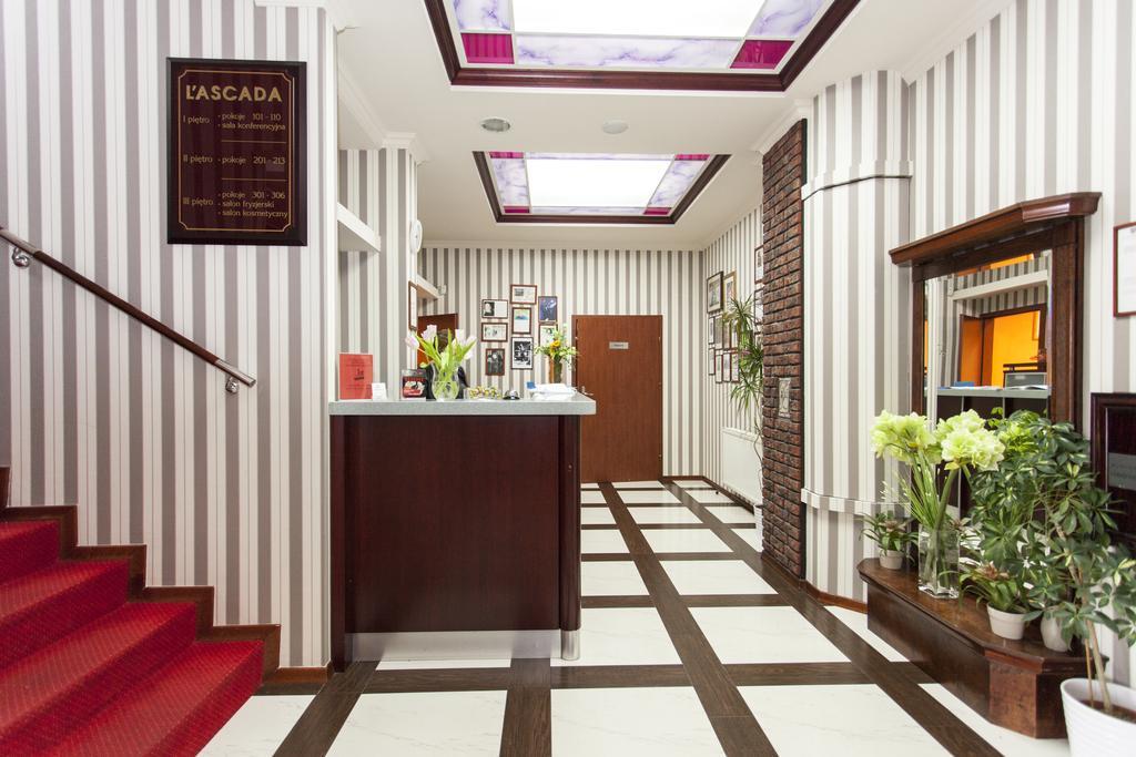L'Ascada Hotel เชรม ภายนอก รูปภาพ