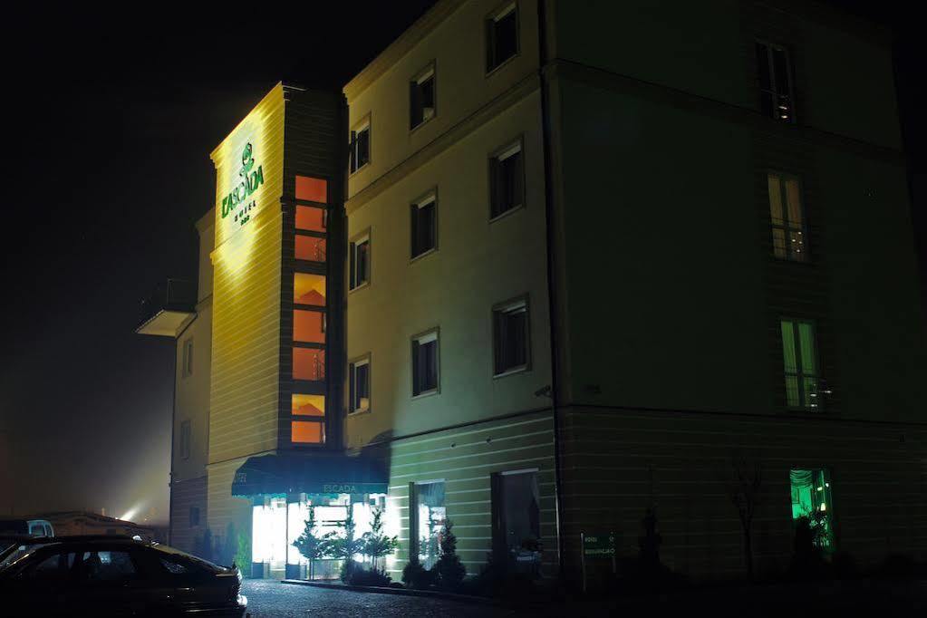 L'Ascada Hotel เชรม ภายนอก รูปภาพ